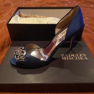 New Badgley Mischka Salsa Pump